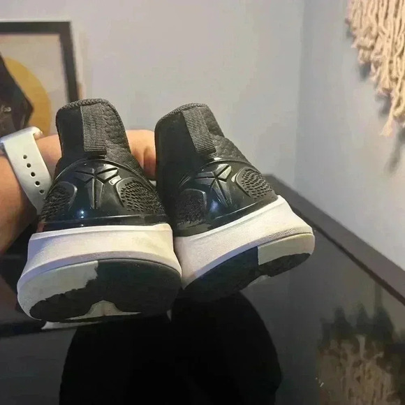 Size 13 - Nike Mamba Focus Black 2019 Mens Pre owned - Picture 6 of 8